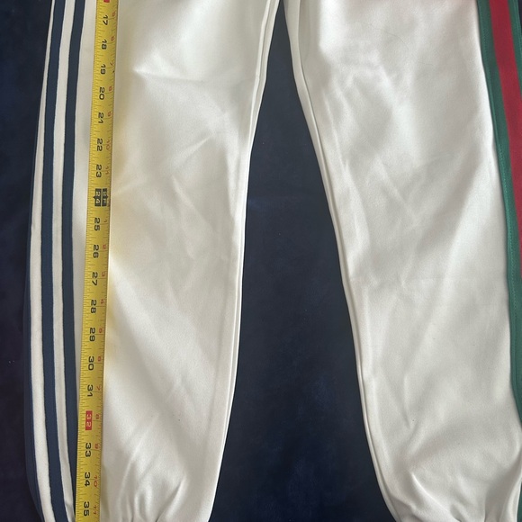 Sweatsuit - Picture 5 of 8